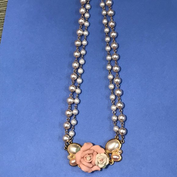 1928 Jewelry Co. Jewelry - 1928 Jewelry Porcelain Rose and Pearl Necklace